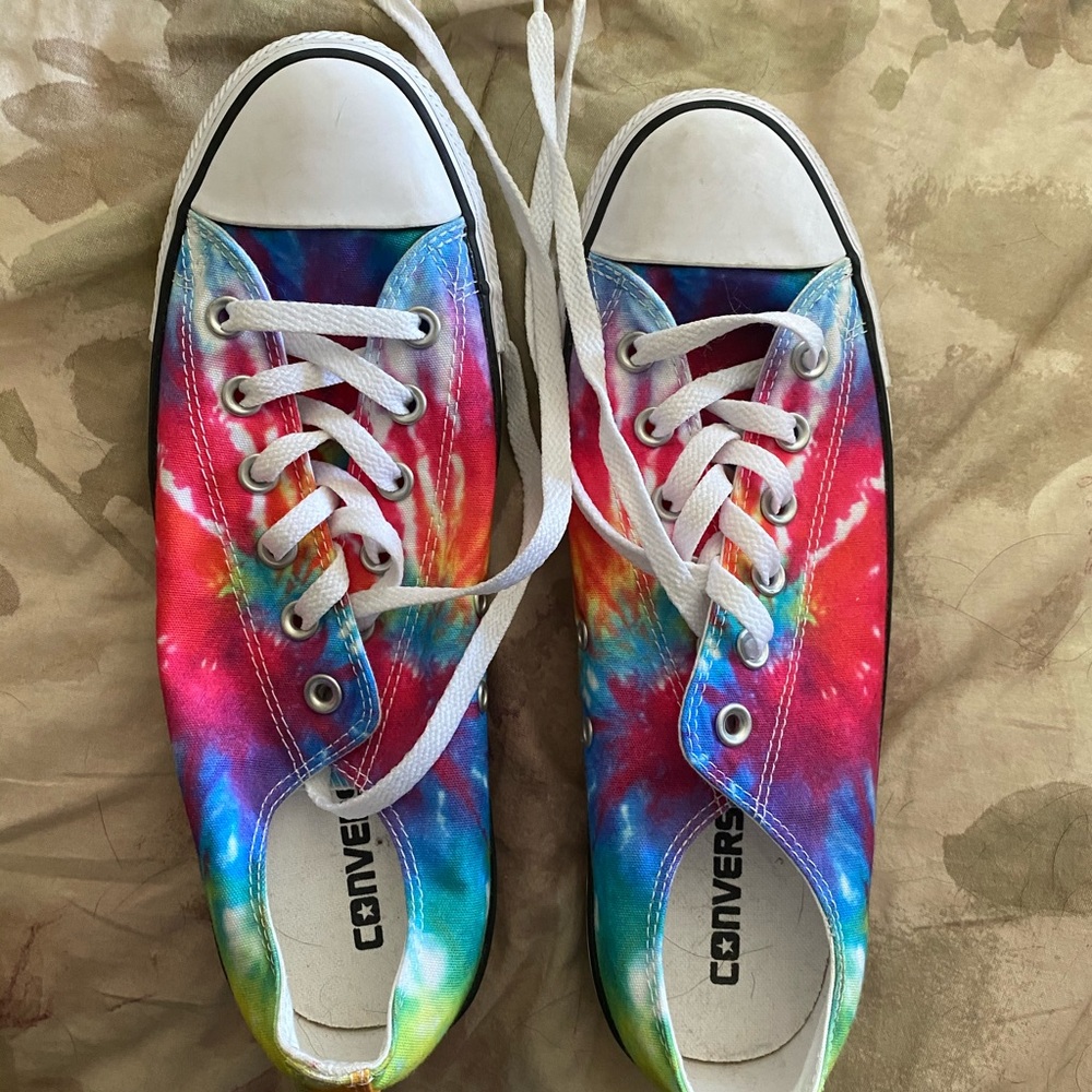 Tye Dye Converse